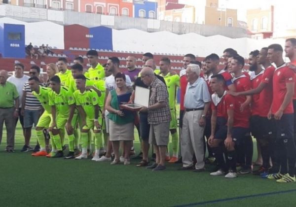 El Almería B se adjudica el Trofeo Memorial Antonio Parrilla y continúa con la pretemporada