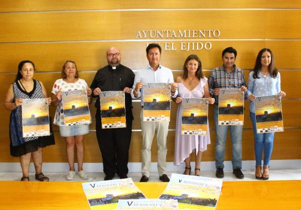 El Camino de El Rocío en El Ejido se hace por la arena