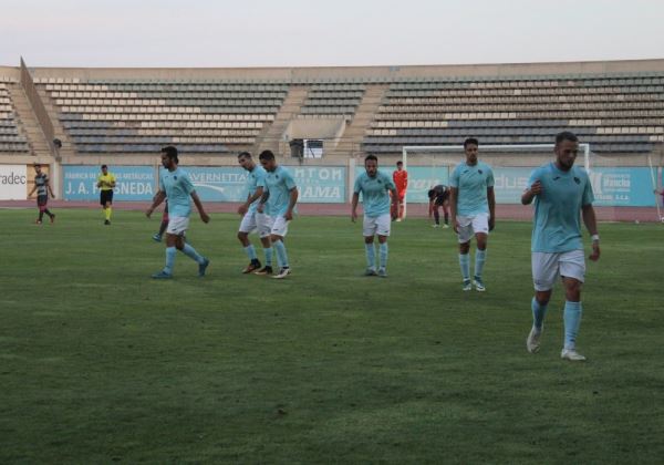 El Club Deportivo El Ejido vence 3-2 al Recreativo Granada en el último partido de pretemporada