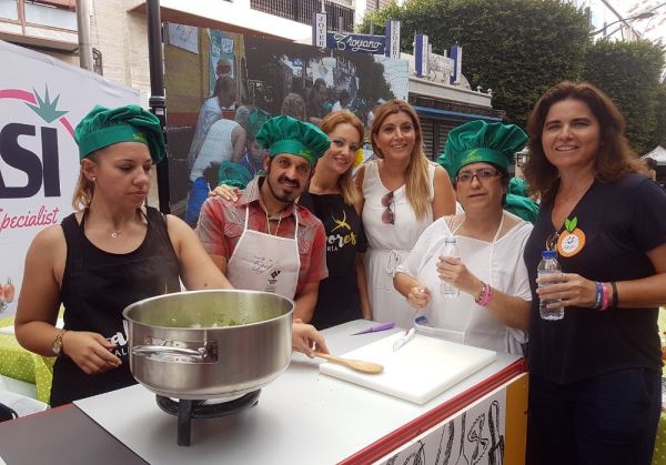 Los pequeños grandes chefs muestran todo su potencial en el concurso gastronómico infantil de la Feria de Almería