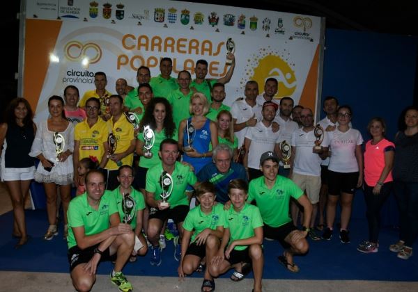 El Circuito de Carreras Populares celebra en Balanegra una de sus últimas y multitudinarias citas