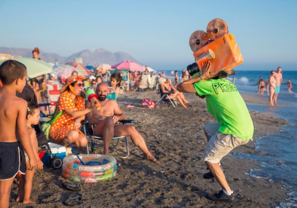 Los Embajadores Playeros de Almería 2019 cierran su recorrido de agosto en Costacabana