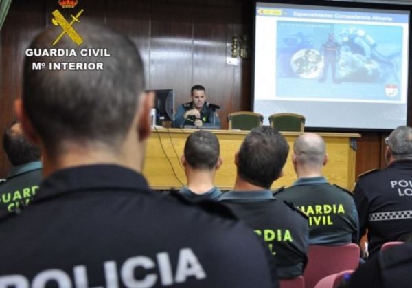 La Guardia Civil de Almería colabora con la Metropolitan Police y obtiene evidencias en España de seis delitos denunciados en el Reino Unido