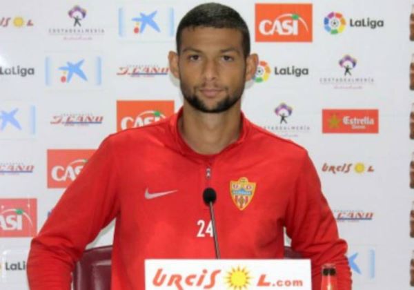 El capitán Joaquín abandona el Almería con dirección a Valladolid