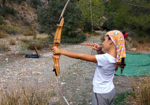 El Ayuntamiento de Roquetas de Mar organiza una jornada de multiaventura en Las Menas