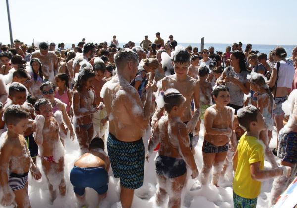 Las actividades para los más pequeños dan inicio a la Feria de Adra 2018