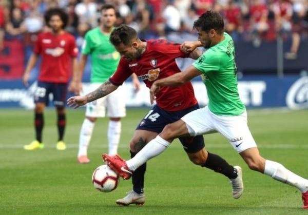 La UD Almería cae derrotado en El Sadar 3-1 frente a Osasuna