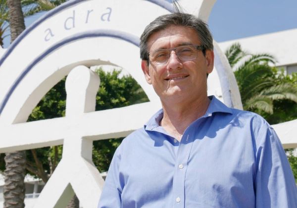 Manuel Cortés: 