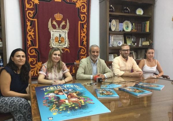 Vera presenta la programación y el cartel de sus fiestas