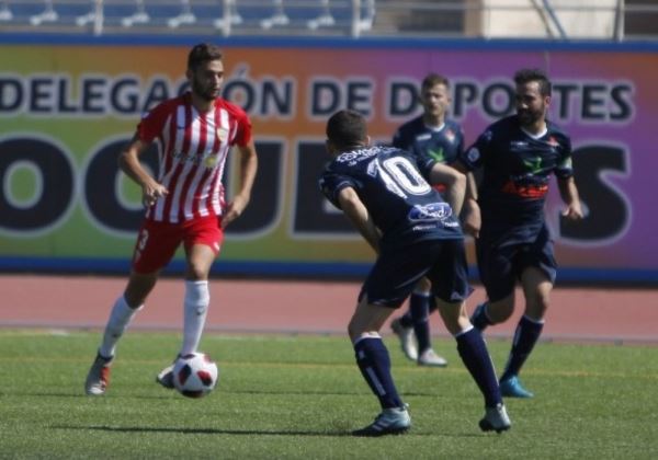 La UD Almería B se impone 4-1 al Don Benito en el Peroles de Roquetas de Mar