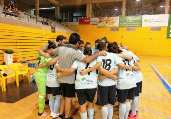 El equipo femenino de fútbol sala del CD El Ejido busca la primera victoria de la temporada