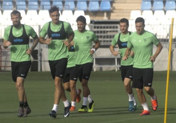 El Almería reanuda los entrenamientos para preparar el partido contra el Córdoba