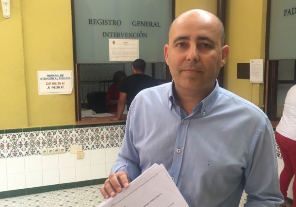El alcalde de Huércal-Overa pide al Defensor del Pueblo Andaluz que actúe ante el problema del transporte escolar en el municipio