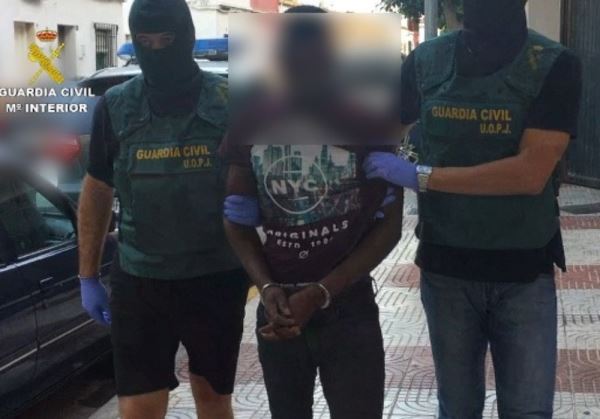La Guardia Civil detiene al presunto homicida de la mujer hallada en una planta de reciclaje de Gádor