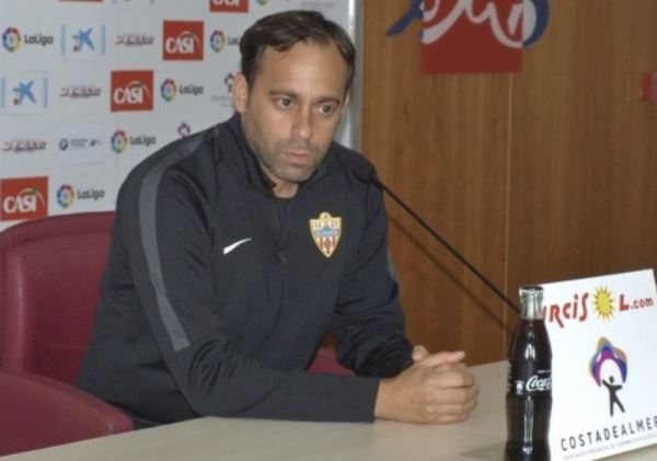 El entrenador de la UD Almería ve en la Copa la oportunidad para seguir creciendo