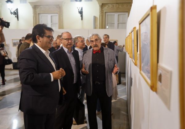 Los momentos más importantes de la historia de Almería se concentran en el Patio de Luces de Diputación