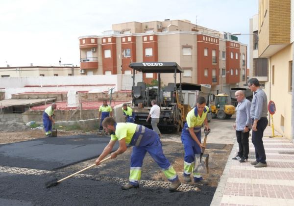 Ya está pavimentado el Camino de Turón en Adra, erradicándose problemas en la zona