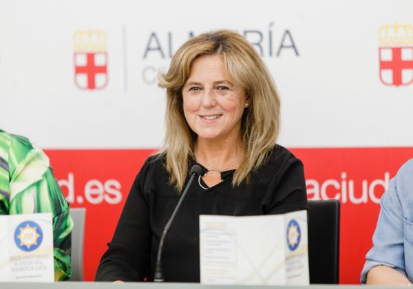 El Ayuntamiento de Almería desarrollará un programa formativo dirigido a fomentar el acceso laboral a parados almerienses con titulación superior