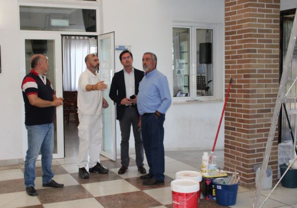 El Ayuntamiento de El Ejido lleva a cabo tareas de mejora y acondicionamiento en el Centro de Mayores de Las Norias