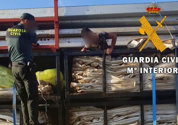 La Guardia Civil intercepta a 31 polizones en el Puerto de Almería durante octubre
