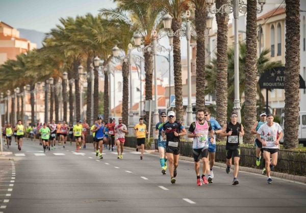 La II Media Maratón Ciudad de Roquetas se prepara para llenar las calles de runners