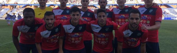 El CD El Ejido arranca un punto frente al Recre