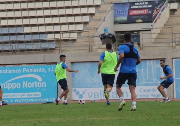 El CD El Ejido recibe el domingo la visita del Recreativo Granada con mentalidad ganadora