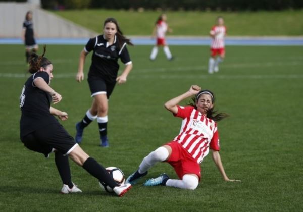 El Almería femenino logra un triunfo muy trabajado frente al Estudiantes