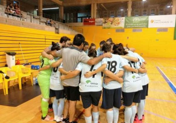 Victoria del femenino del fútbol sala del CD El Ejido en Santa María del Águila