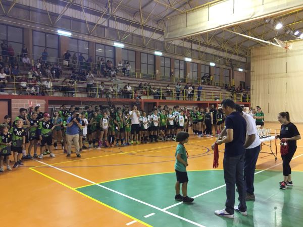 Más de 700 personas participan en el II Torneo de Voleibol Ciudad de Berja