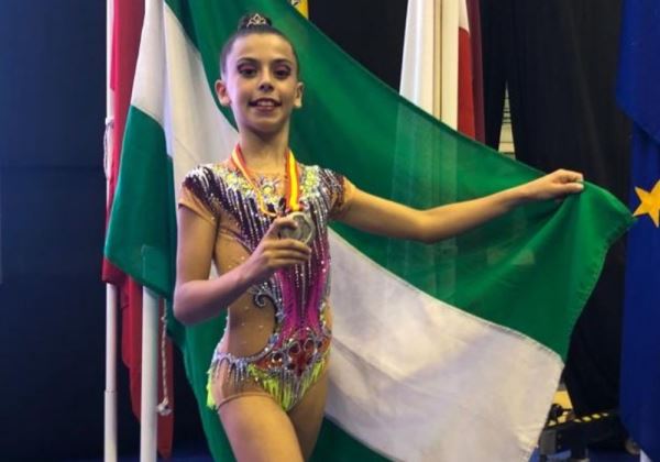 Leyre del Mar Suárez, del Club Rítmica Roquetas 2015, subcampeona de España con Andalucía