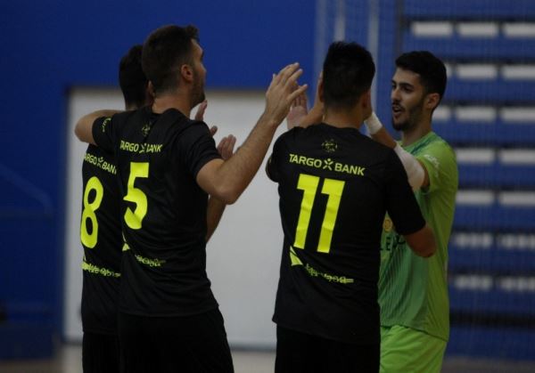 El entrenador del equipo masculino de FS del CD El Ejido quiere este sábado a la afición 'liderando' el partido