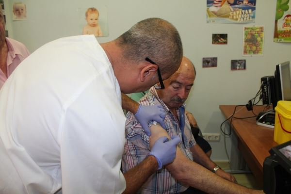 Salud pone a disposición de los almerienses 87.051 vacunas contra la gripe