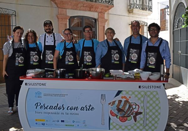 Pescartes desarrolla el proyecto Pescados con Arte para poner en valor la pesca artesanal y las reservas marinas de interés pesquero