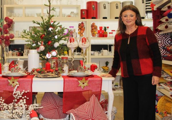El Ayuntamiento de El Ejido lanza una campaña de dinamización del comercio local en navidad