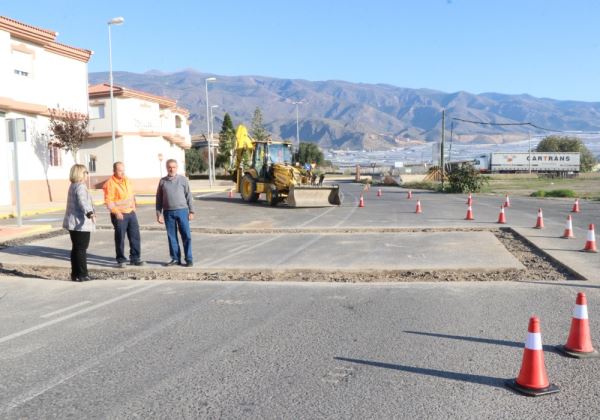 El Ejido continúa trabajando en mejorar la seguridad vial en las zonas con mayor tránsito
