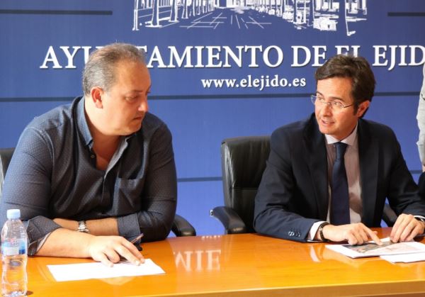 El presupuesto del consistorio ejidense para 2019 incrementa a 76 millones de euros la partida de gastos y arroja un superávit inicial de cinco millones