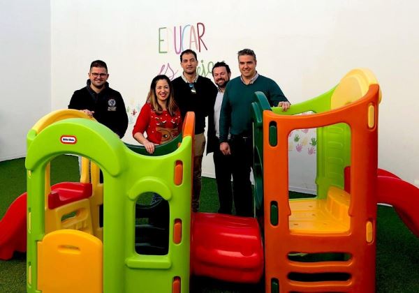 La Escuela Infantil de Viator refuerza el desarrollo cognitivo con nuevos juegos de psicomotricidad y equilibrio