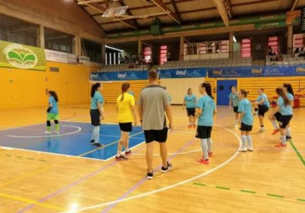 El equipo femenino de fútbol sala del CD El Ejido cae 2-0 con el Cádiz Polideportivo