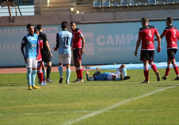 El jugador del CD El Ejido Gabri sufre un esguince de segundo grado