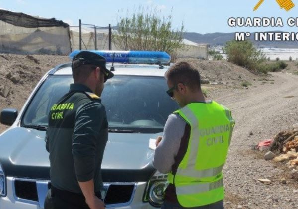 La Guardia Civil detiene en Níjar al presunto autor de un delito de agresión sexual en Las Marinas