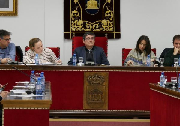 Aprobada una rebaja en las tarifas de la Piscina Municipal de Adra