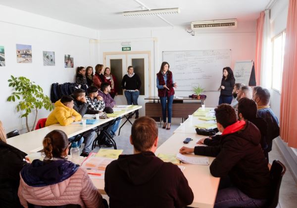 Diputación forma a desempleados de la capital y el Bajo Andarax en medio ambiente y atención sociosanitaria