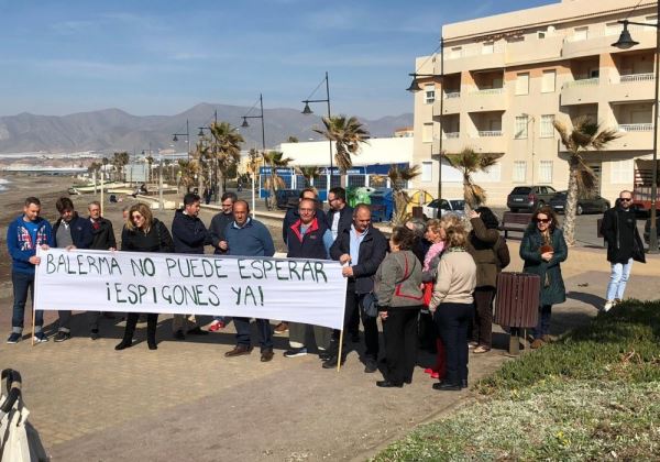 El Ejido reclama la construcción de espigones cortos desde Balanegra a Piedra del Moro como una solución a la regresión del litoral de Balerma