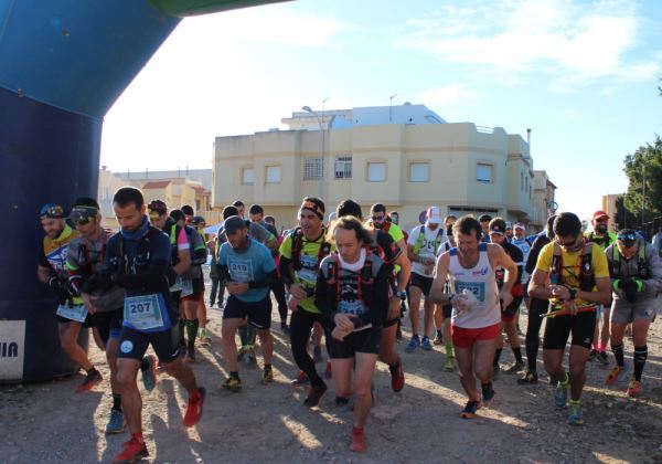 La carrera 'Ultra Trail Del Mar al Cielo' consigue congregar a cerca de 150 deportistas por una buena causa