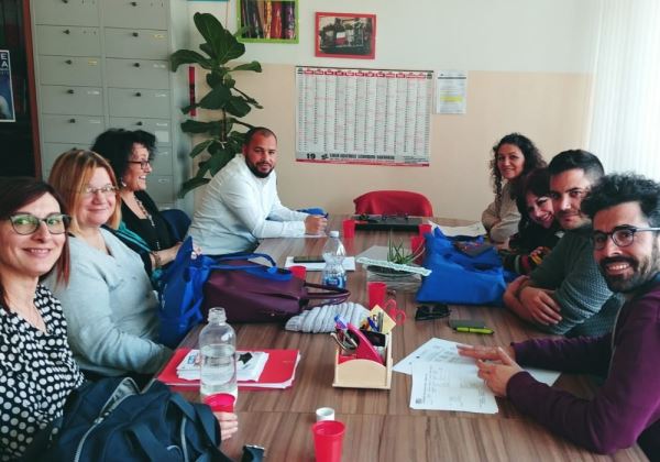 Participantes de Vícar visitan Turín para compartir experiencias con un centro de adultos local gracias al programa Erasmus+KA104