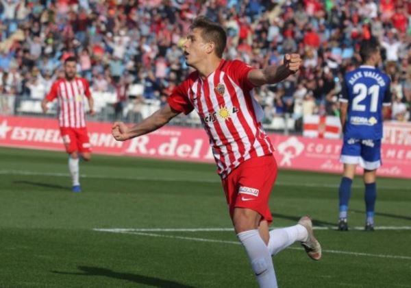 La UD Almería vence al Córdoba con remontada incluída