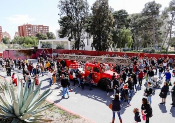 Los Bomberos abren sus puertas a los almerienses hoy con numerosos talleres didácticos con motivo de su patrón
