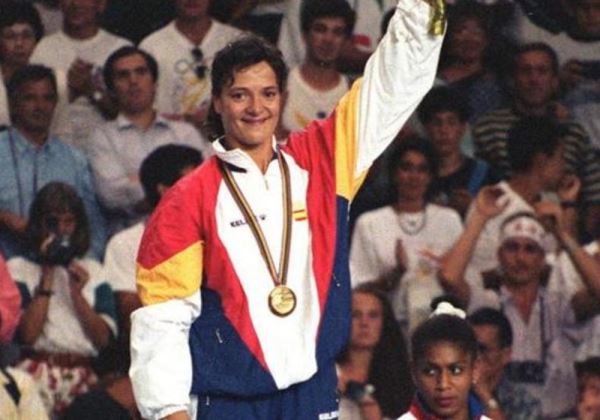 La campeona olímpica Miriam Blasco ofrece una charla en Vícar