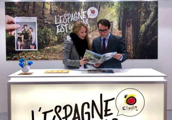 Costa de Almería seduce al turista francés en el Salón Mundial del Turismo de París